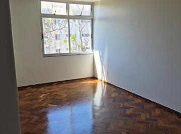 Apartamento de 2 quartos, Brasília · Alugo Apt na 210 Sul, de canto e andar alto