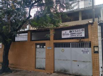 Casa de 3 quartos, Recife · Casa de 220 m² com 3 quartos à venda na Madalena, TEM UM QUINTAL ATRÁS COBERTO