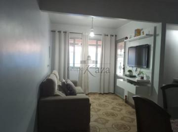Casa · 150m² · 3 Quartos · 2 Vagas · Oportunidade - Casa - Conjunto Trinta e Um de Março - 3 Dormitórios - 82m².