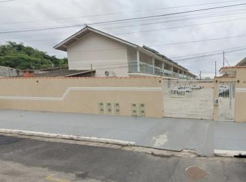 Foto 02 · Leilão de Casa CAIXA em Caraguatatuba-SP, bairro Cidade Jardim, 1 quarto, 1 sala, 1 banheiro, 2 vaga