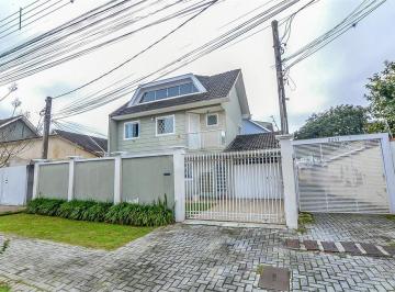 Casa de 3 quartos, Curitiba · Sobrado de Frente para Rua com 3 Quartos e 4 Vagas no Boqueirão | 91m² de Conforto