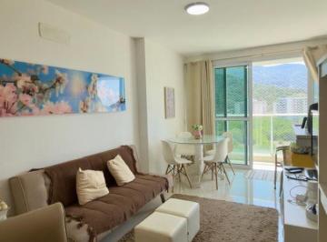 Apartamento de 2 quartos, Rio de Janeiro · Maravilhoso apartamento em andar alto, 100% mobiliado, com linda vista para as montanhas.