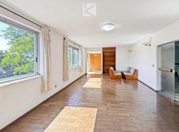 Apartamento de 4 quartos, Brasília · Apartamento Espaçoso na SQS 102 | 4 Quartos | 166m² | Vista Livre para o Verde