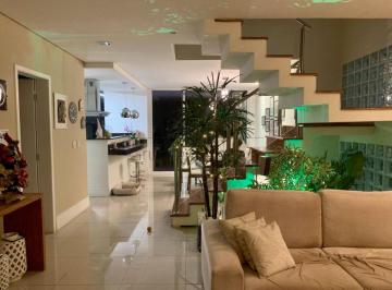 Casa de 3 quartos, São José dos Campos · Casa mobiliada com 3 suítes no Urbanova Condomínio Floradas da Serra 240m² .