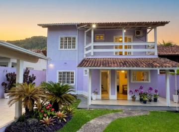 Casa de 4 quartos, Niterói · Linda Casa em Condomínio Fechado no Rio do Ouro