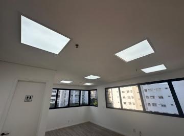Comercial · 32m² · 1 Vaga · Sala comercial na Avenida Vereador José Diniz, 3720 - Conjunto 503 • 32 m²