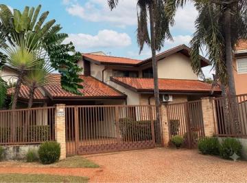 Casa · 282m² · 3 Quartos · 4 Vagas · Casa à Venda com 3 Quartos (1 suíte), 282m2 de Const. e 450m2 de Terreno, no Bolsão de Segurança do