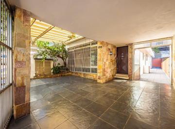 9759ffe0-c74f-4dd2-b201-a8e36f588143 · Elegante casa para venda em Vila Ipojuca com 3 quartos, sendo 1 suíte, 167m²