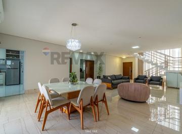 Casa · 305m² · 3 Quartos · 4 Vagas · Casa de Condomínio para venda em Cariobinha de 305.00m² com 3 Quartos, 1 Suite e 4 Garagens