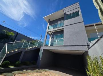 Casa · 160m² · 3 Quartos · 4 Vagas · Casa para venda em Vila São Sebastião de 160.00m² com 3 Quartos, 1 Suite e 4 Garagens