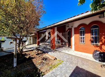 Casa · 123m² · 2 Quartos · 4 Vagas · Casa com 2 quartos sendo uma suíte no Josedy