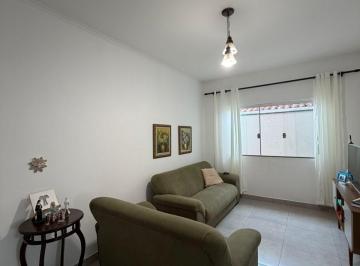 Foto 01 · Casa no Centro por R$ 420.000