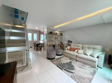 Casa · 121m² · 3 Quartos · 2 Vagas · Sobrado a venda em Ressacada
