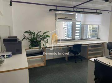 Comercial · 116m² · 2 Vagas · Edifício Bandeirantes na Cidade Monções, Conjunto Comercial de 116,62m² com 3 vagas.