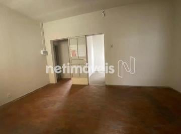 Sala · Casa à venda em excelente localização, ao lado do Boulevard Shopping e Hospital