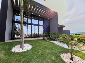 Casa · 183m² · 3 Quartos · 4 Vagas · Casa de Alto Padrão à Venda no Ninho Verde II | 3 Suítes e Energia Fotovoltaica