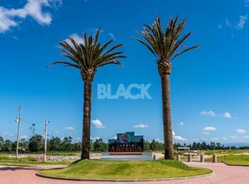 Terreno · 212m² · Terreno no Jardim América SC