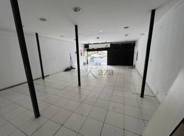 Comercial · 93m² · Oportunidade - Ponto Comercial - Edifício Flamboyant - Jardim São Dimas - 93m².