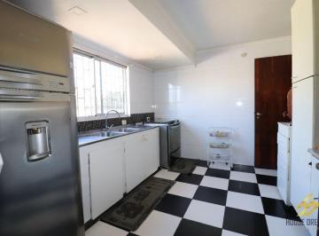Casa · 112m² · 3 Quartos · 4 Vagas · Sobrado para venda em Novo Mundo de 112.00m² com 3 Quartos e 4 Garagens