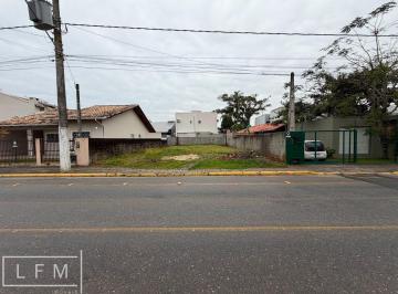 Terreno · 300m² · terreno em avenida a venda em Balneaio Picarras Sc