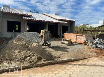 Casa · 80m² · 2 Quartos · 1 Vaga · casa terrea geminada a venda em Barra Velha Sc