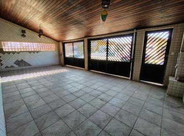 Casa · 110m² · 2 Quartos · 4 Vagas · Espaçosa Casa Isolada 2 Quartos Jardim Imperador Praia Grande