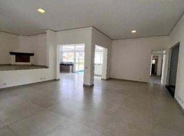 Casa · 322m² · 4 Quartos · 4 Vagas · Casa de Condomínio para venda e aluguel em Morada Dos Pássaros de 322.00m² com 4 Quartos, 2 Suites e