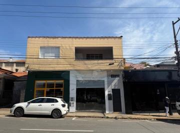 Casa · 90m² · 2 Quartos · Casa Sobreposta na Av. 29 de Abril