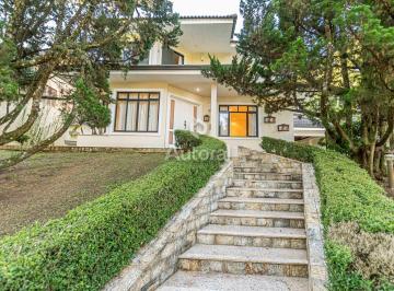 Casa · 353m² · 6 Quartos · 6 Vagas · Casa ampla com 6 quartos no Mossunguê à venda