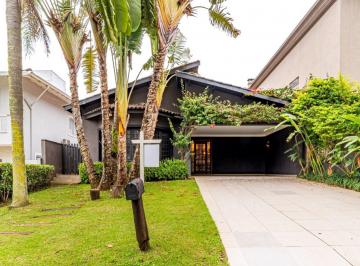 Casa de 3 quartos, Mogi das Cruzes · Casa Colonial com Piscina para Alugar no Aruã Ecopark
