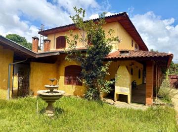 0 · Casa a venda no Condomínio chácara São Rafael contendo cinco quartos