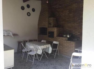 Casa · 270m² · 3 Quartos · 2 Vagas · Casa / Sobrado para Venda em Guararema / SP no bairro Itaoca