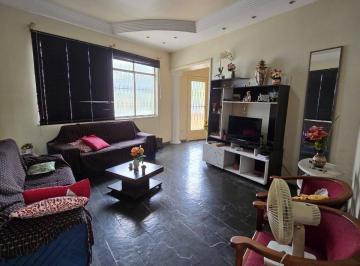 Casa · 200m² · 4 Quartos · 2 Vagas · Casa a venda em Santa Rosa - Niterói - Rio de janeiro