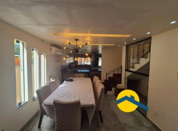 Casa · 150m² · 3 Quartos · 2 Vagas · Casa vazia para venda em Piratininga - Niterói - Rio de Janeiro