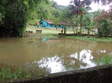 Rural de 2 quartos, Juquitiba · Chácara com lago e piscina próximo a Juquitiba