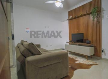 Casa · 121m² · 3 Quartos · 2 Vagas · Casa térrea à venda com 3 quartos (1 suíte), 2 vagas de garagem cobertas, 120 m² de área construída