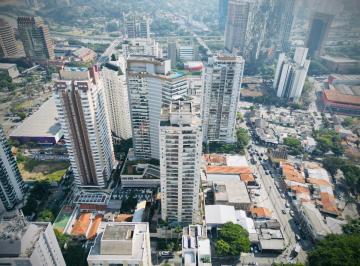 b63ab595-1470-437f-adfc-823bff3512bf · Agradável apartamento para venda em Brooklin com 2 quartos, sendo 2 suítes, 94m²