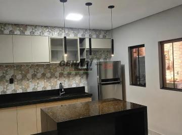 f0952f51-1757-4463-800c-04a612bbaf85.jpg · Sobrado à venda com 3 Quartos sendo 1 Suíte e Área Gourmet com Churrasqueira no Jardim Doutor Carlos