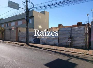 Terreno · 414m² · Lote com 414 m² no Custódio Pereira para finalidade Residencial ou Comercial em Uberlândia