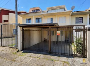 Casa · 151m² · 3 Quartos · 2 Vagas · Sobrado com 3 quartos, sendo 1 supite, com 2 vagas de garagem no Bairro Portão.