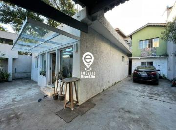 Casa · 182m² · 3 Quartos · 3 Vagas · Casa comercial para locação em Moema, 3 quartos, 1 suíte, 3 vagas, 280 m².