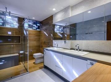 Apartamento · 288m² · 5 Quartos · 2 Vagas · Alugo Apartamento na SQS 312 5 Quartos 3 Suítes 2 vagas de Garagem Reformado