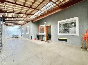 Casa · 140m² · 3 Quartos · 2 Vagas · Casa línear à venda no bairro Santa Mônica | Belo Horizonte 