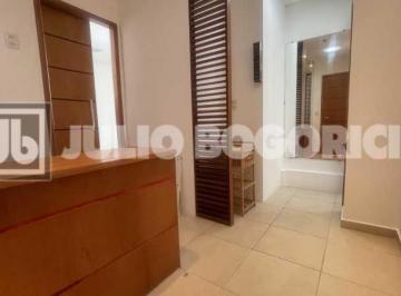 Comercial · 24m² · Sala : / Comercial / Catete