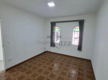 Casa · 150m² · 3 Quartos · 2 Vagas · Casa - Bosque dos Eucaliptos - 3 Dormitórios - 120m²