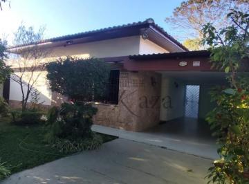 Casa · 450m² · 4 Quartos · 2 Vagas · Casa - Jardim Nova América - 4 Dormitórios - 248m².