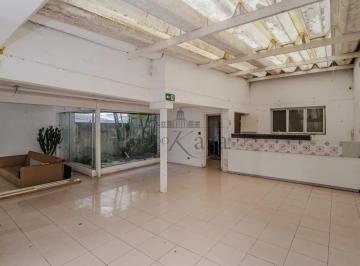 Comercial · 200m² · 4 Vagas · Loja Comercial - Paraíso - 200m².