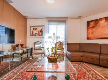 Apartamento · 224m² · 3 Quartos · 3 Vagas · Apartamento - Jardim Paulista - 3 Suítes - 224m².