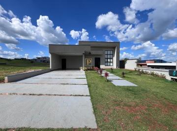 Casa · 191m² · 3 Quartos · 4 Vagas · Casa Nova à Venda no Ninho Verde II | 3 Suítes, Piscina e Escritório