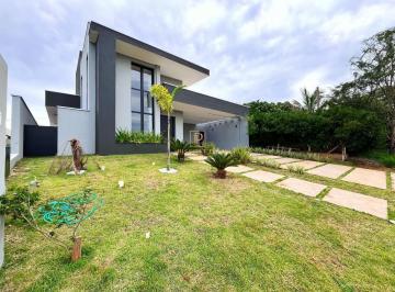 Casa · 177m² · 3 Quartos · 4 Vagas · Casa Térrea Nova à Venda no Ninho Verde II | 3 Dormitórios, 2 Suítes e Piscina